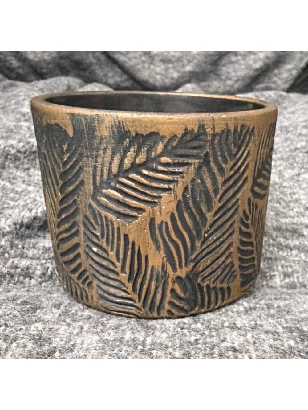 Small Round Ceramic Votive/Tea light Candle Holder